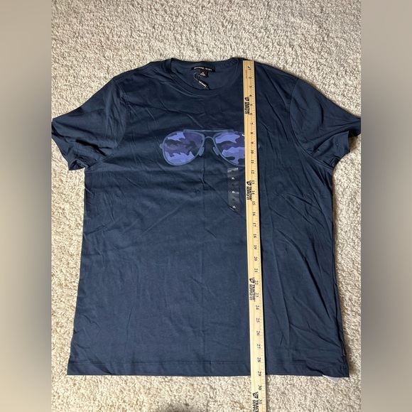 Men’s XL Michael Kors Graphic Short Sleeve Tee NWT - Picture 7 of 7